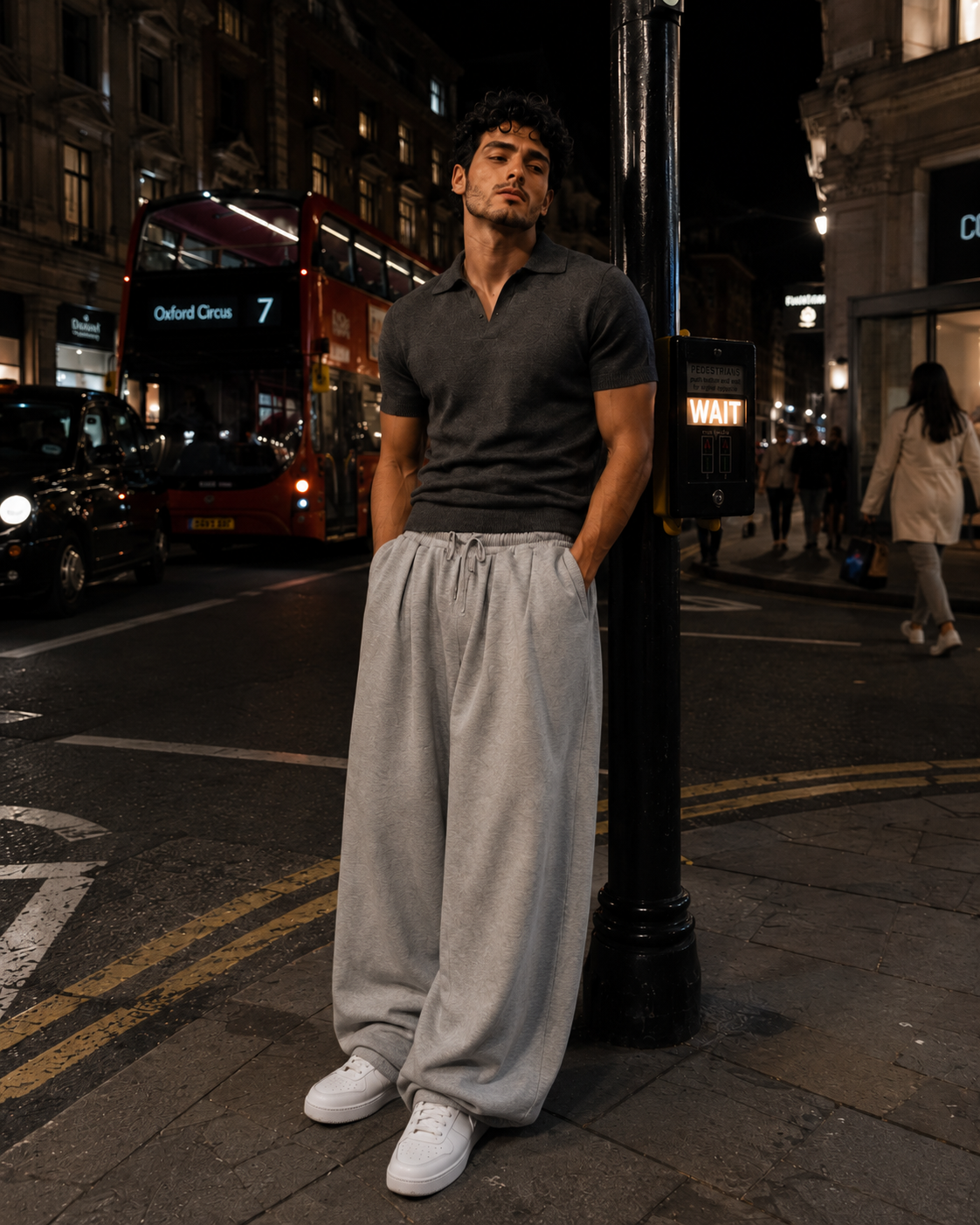 Liverpool Wide-Leg Tuck Trousers