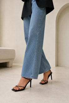 Esra Noir Heels